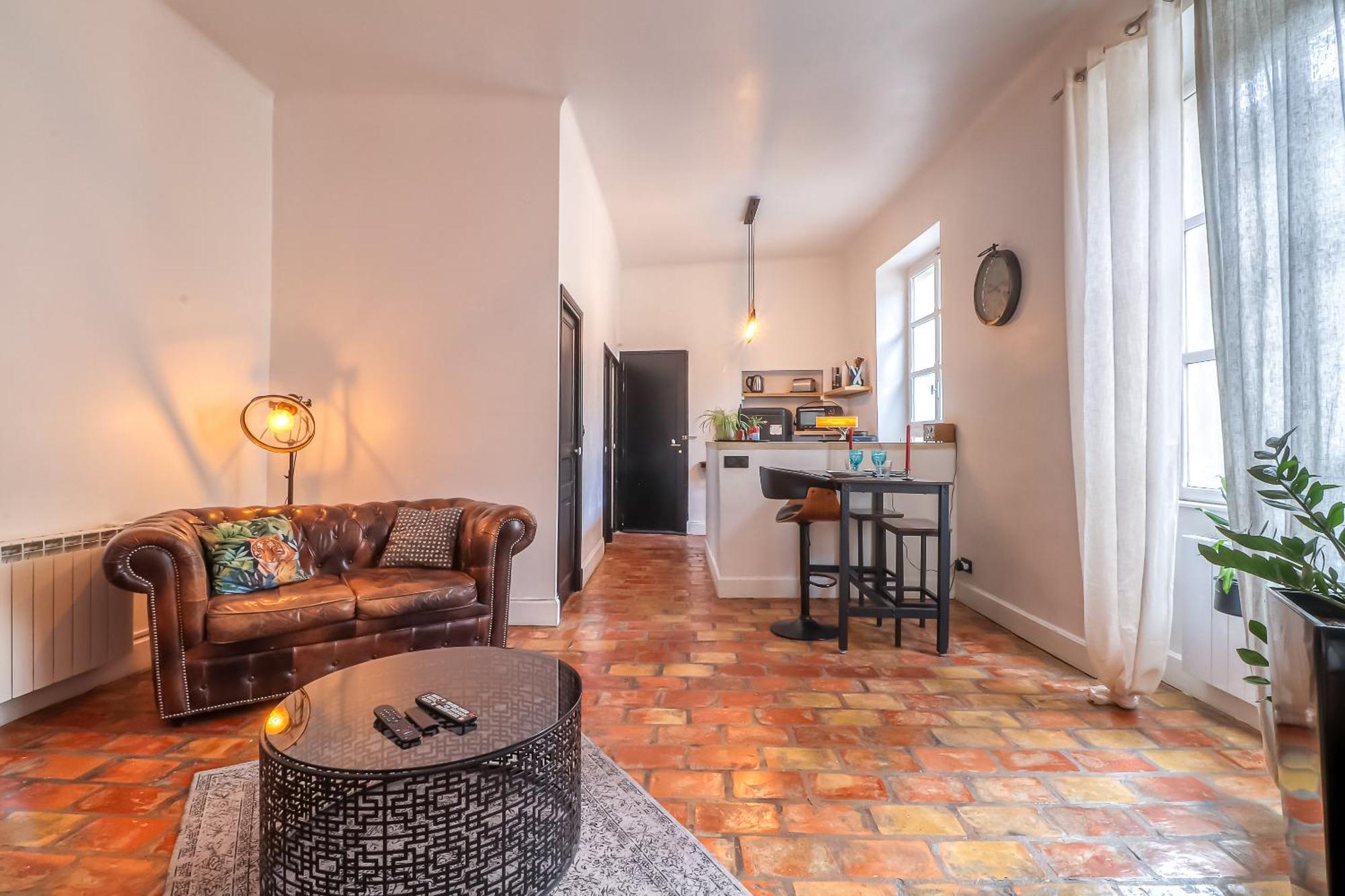 Le Vintage, Appart,Hotel Particulier, Centre Nimes Maisoncarreeconciergerie Luaran gambar